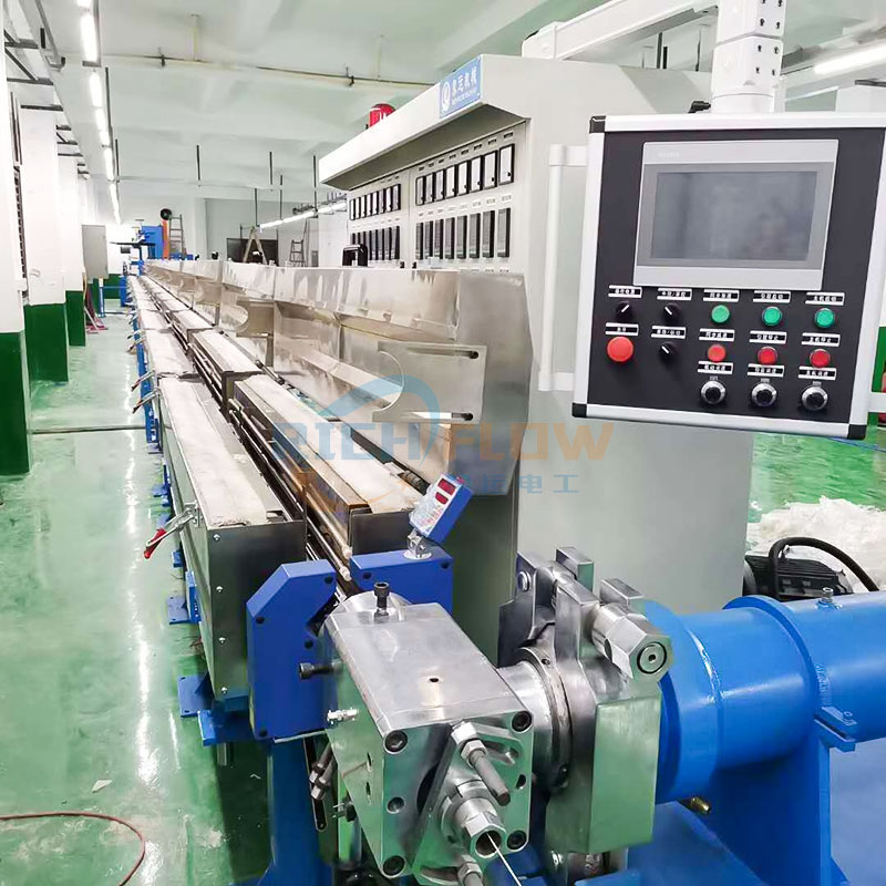 硅橡膠押出機(jī)